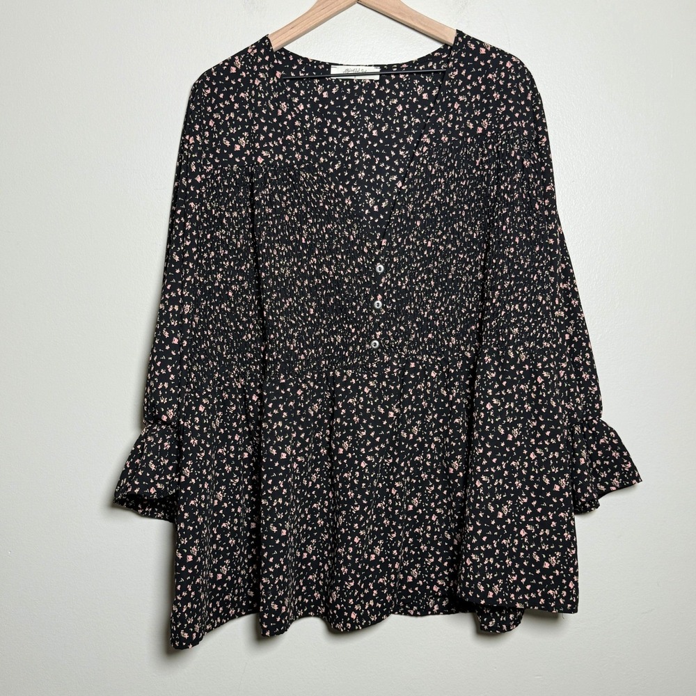 A Beautiful Soul Womens Peplum Blouse 'B' 2XL Black Floral Smocked Ruffle Cuff